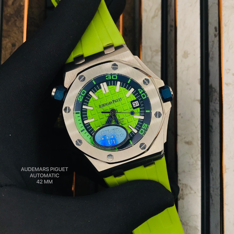 Audemars Piguet Royal Oak Offshore Diver 42mm 15710ST Green Dial