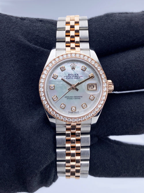 Master Copy Rolex Gray and Golden Chain with Half white Base (Medium)